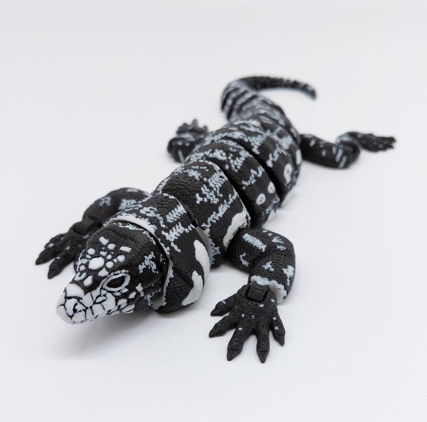 Toypetals 3D Printed Realistic Tegu Lizard, Articulating Limbs, Movable Tail and Body, Moving Jaw, Collectible Reptile Model, 11.5" Long Toy